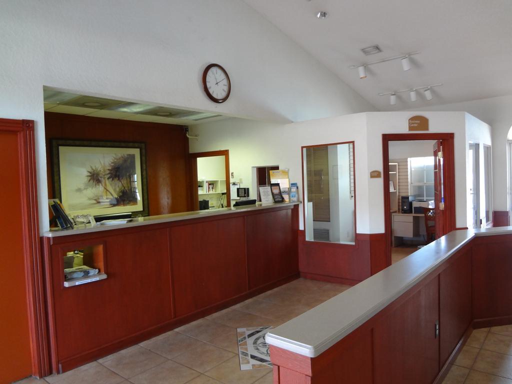 Econo Lodge Airport - Rj Stadium Тампа Екстер'єр фото