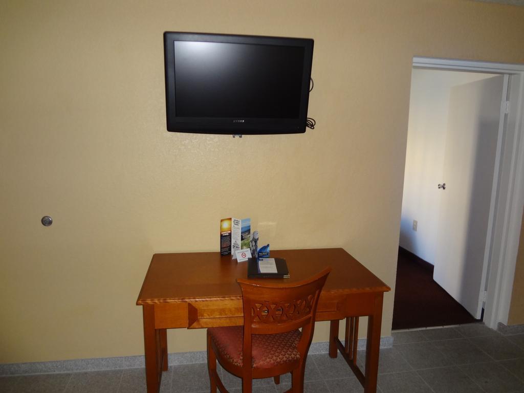 Econo Lodge Airport - Rj Stadium Тампа Екстер'єр фото